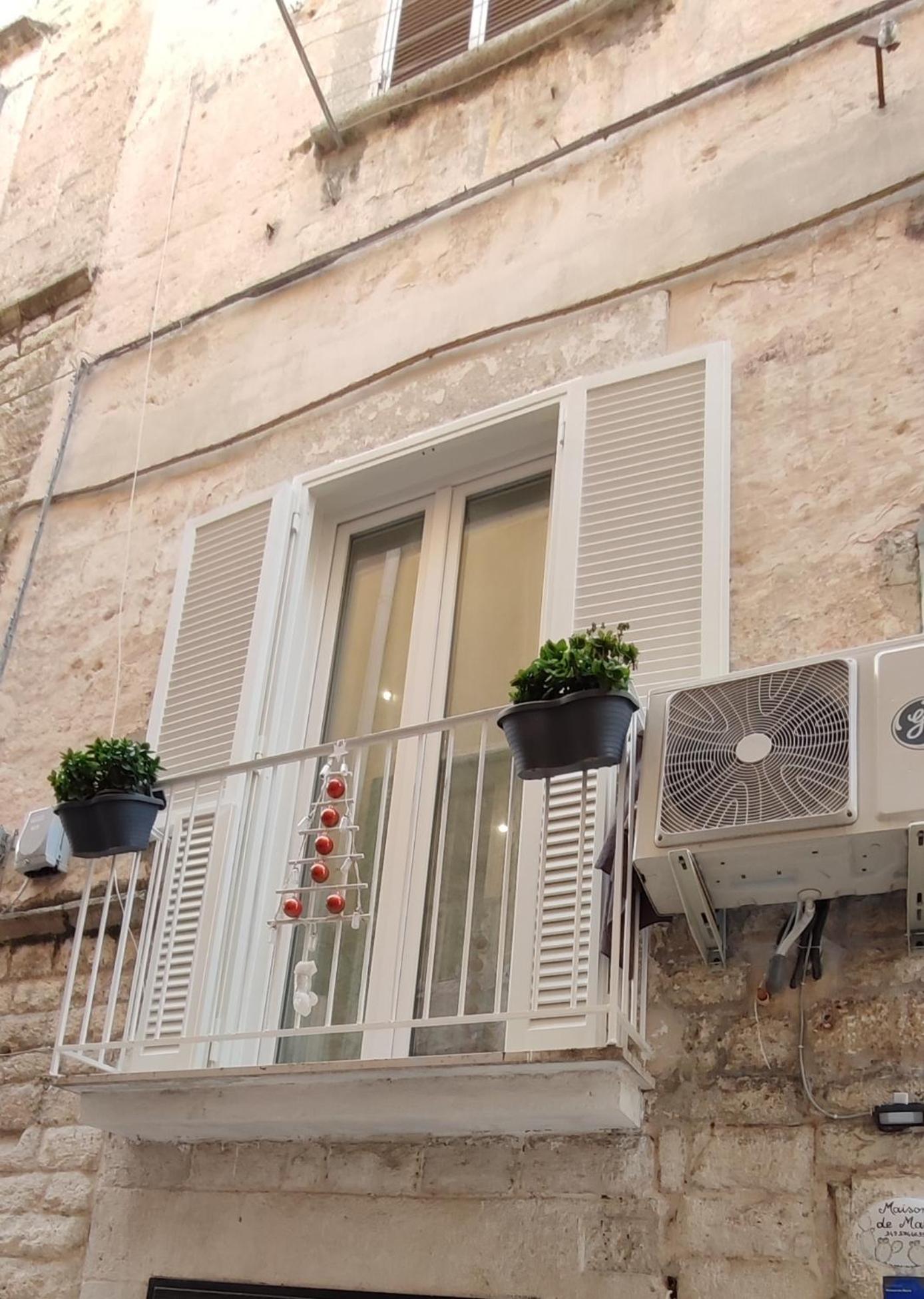 Maison De Marie Trani Exterior photo